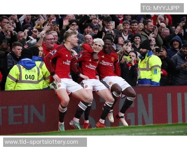 阿德耶米是否适合曼联引讨论：未来锋线的新可能？