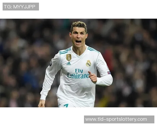 马尔基西奥玩皇马传奇二选一：C罗_齐达内、大罗